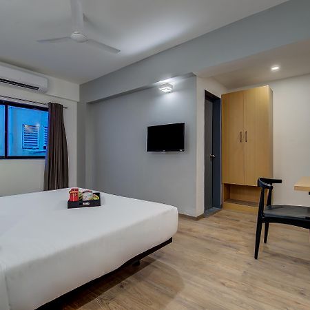 Oyo Townhouse 048 Hadapsar Hotell Phursungi Eksteriør bilde