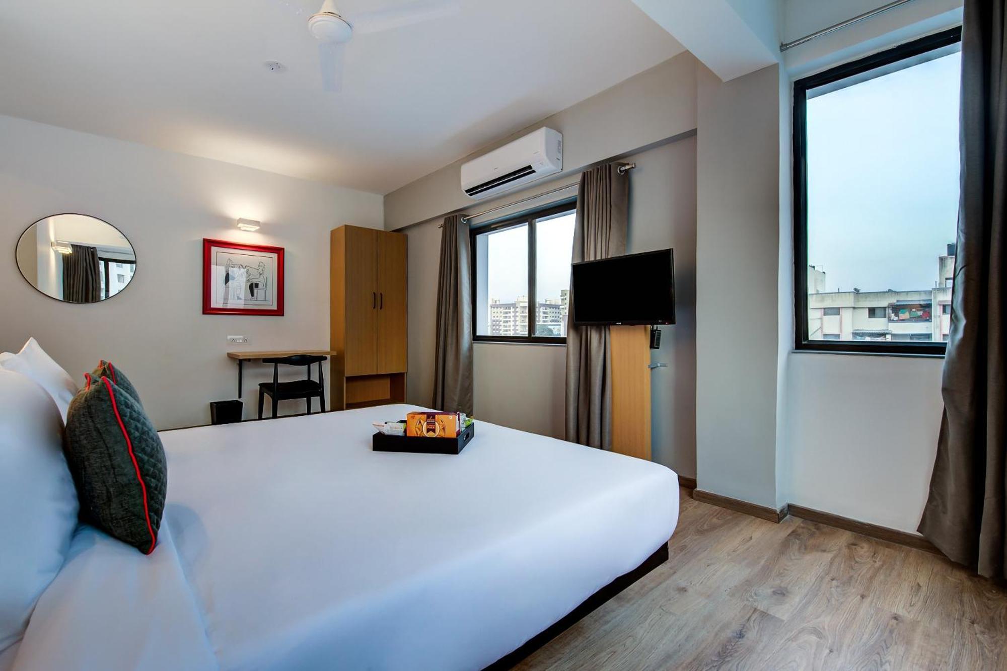 Oyo Townhouse 048 Hadapsar Hotell Phursungi Eksteriør bilde