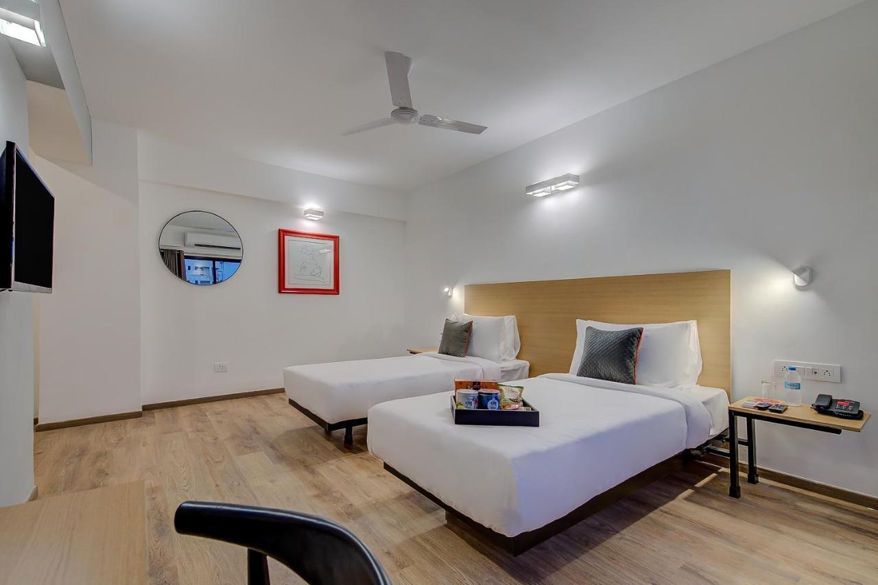 Oyo Townhouse 048 Hadapsar Hotell Phursungi Eksteriør bilde